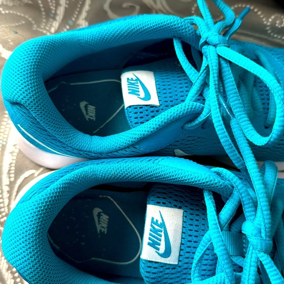 Nike Blue Athletic Sneakers - Picture 2 of 4